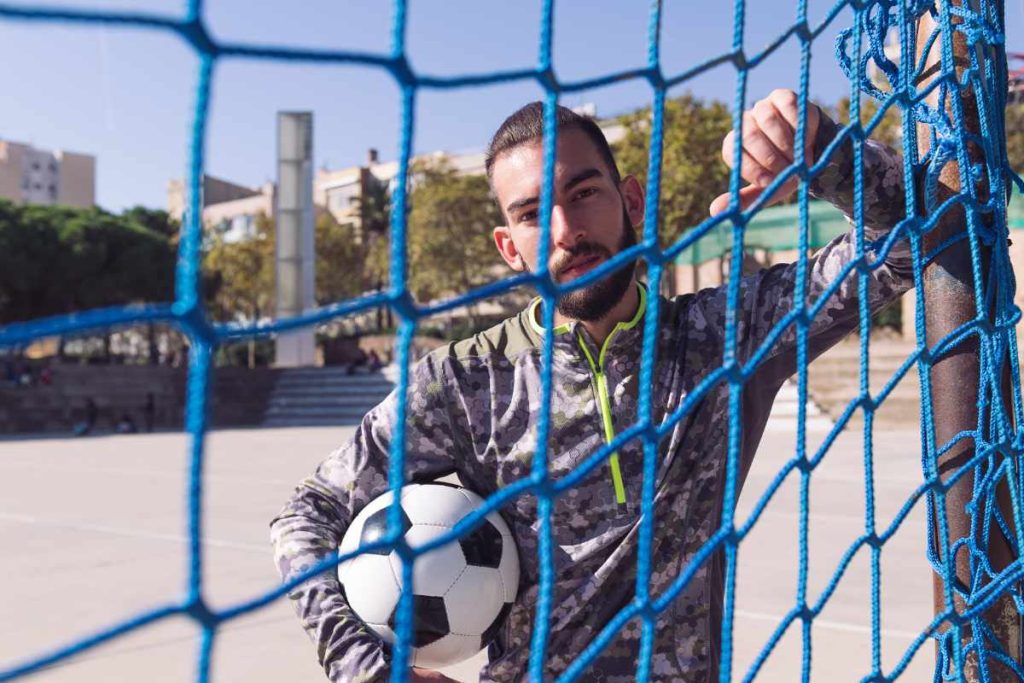 Zapatillas Futsal con Refuerzo en Puntera: Potencia y Protección en Cada Remate